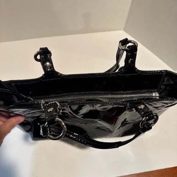 Coach Black Patent Leather Women's Bag - Picture 6 of 6